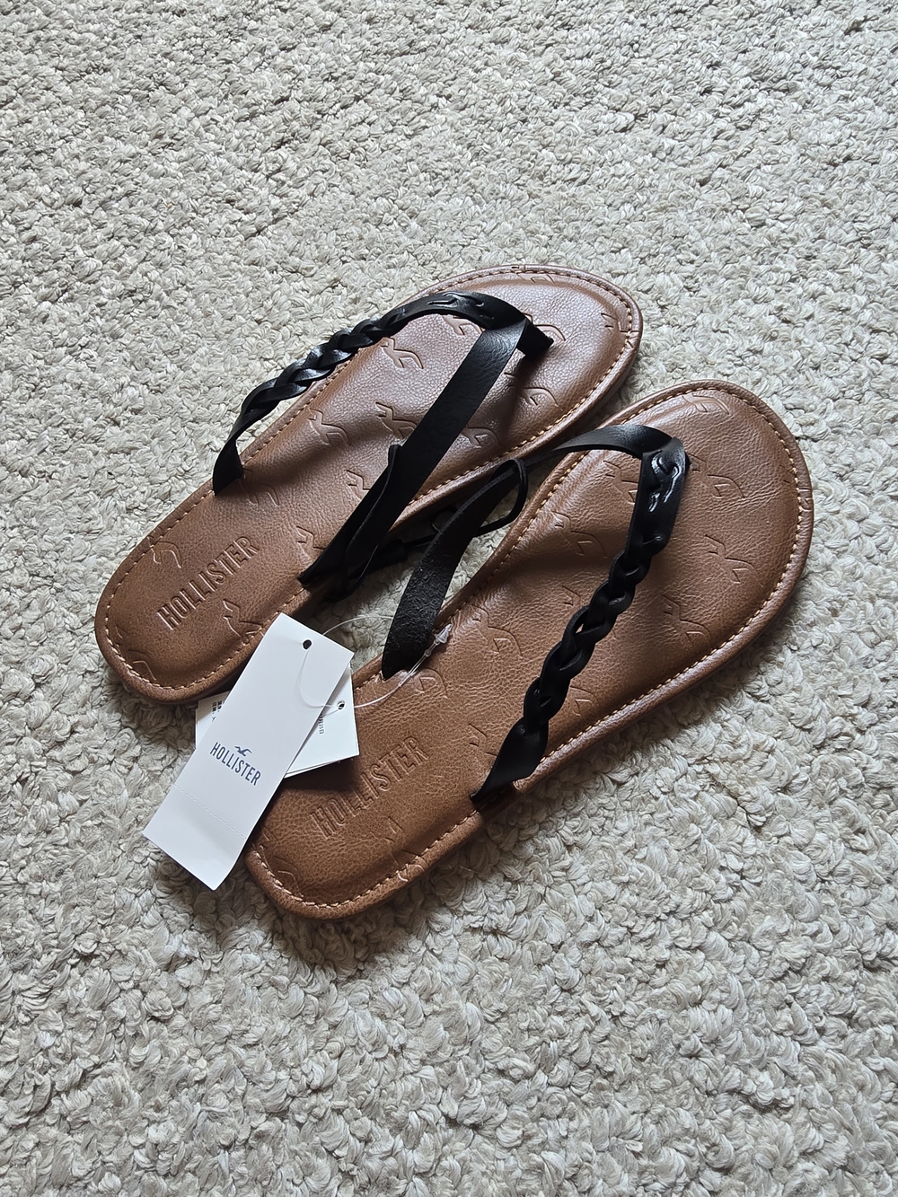 Hollister Women's Tan Footbed Flip Flops with Black Braided Straps